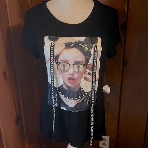 Black t shirt , flawless satin strings 2x fashion magazine NWT